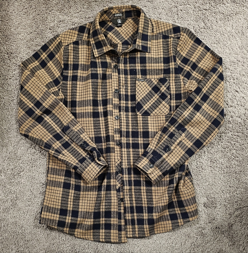 VOLCOM Classic Fit Button-Up Long Sleeve Plaid Flannel Mens Size Medium